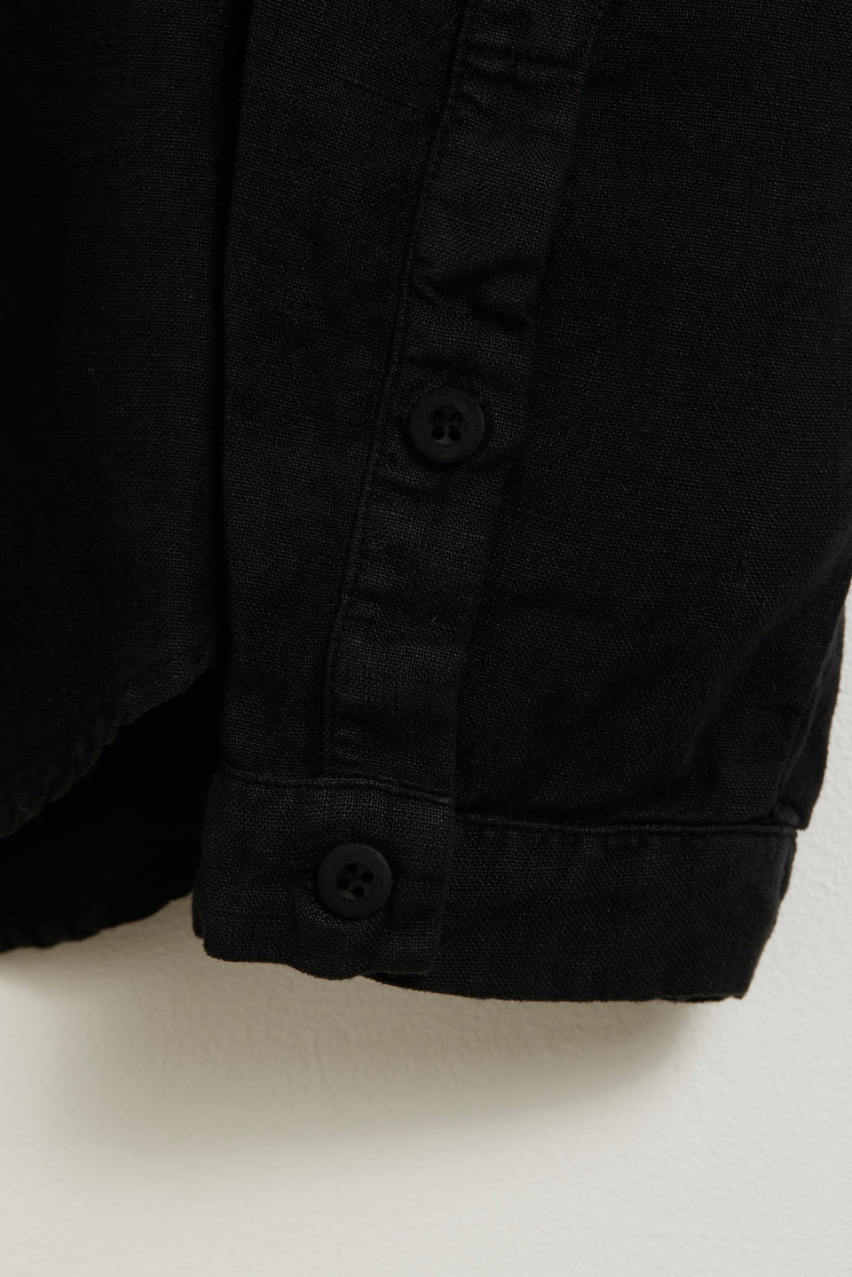 Tsu - Black